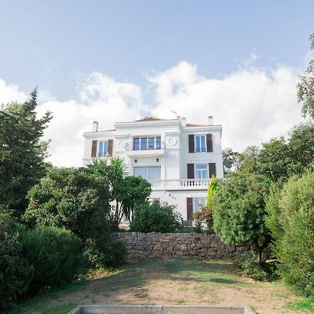 Villa Les Roches Манделю-ла-Напул Екстериор снимка